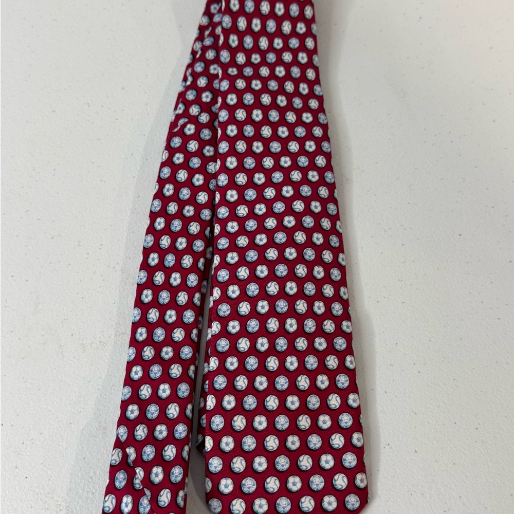 Vineyard Vines Sports Balls Themed Youth Tie, Hand Made 100% Silk